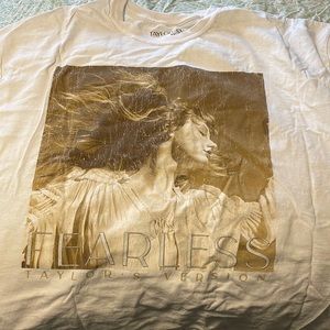 Fearless Taylor’s Version white album Unisex T-shirt